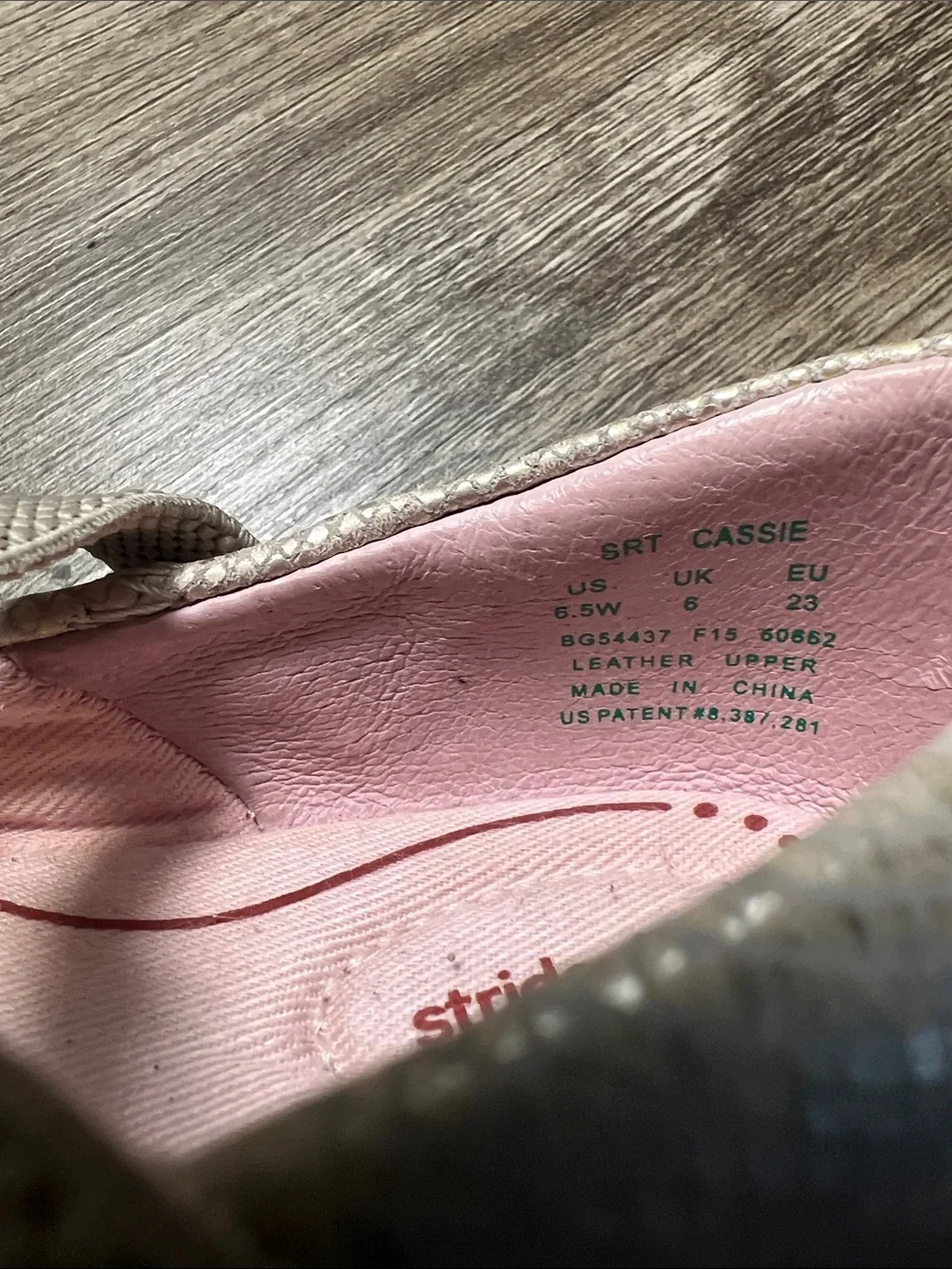 Stride Rite Girls Silver Mary Jane Dress Shoes—stock (07)